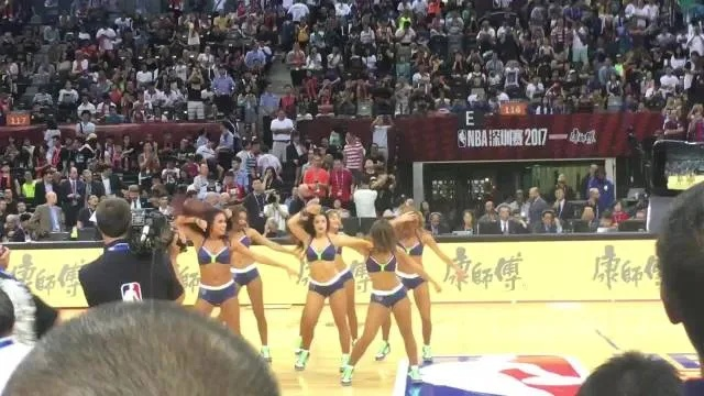 2017年NBA深圳场精彩回顾-第3张图片-www.211178.com_果博福布斯